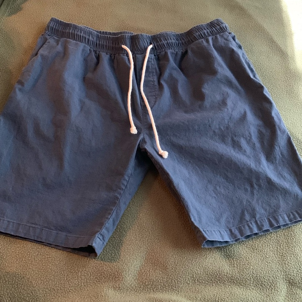 Men’s AKA Classyoo reflex casual navy shorts. Elastic and drawstring waist. 2XL